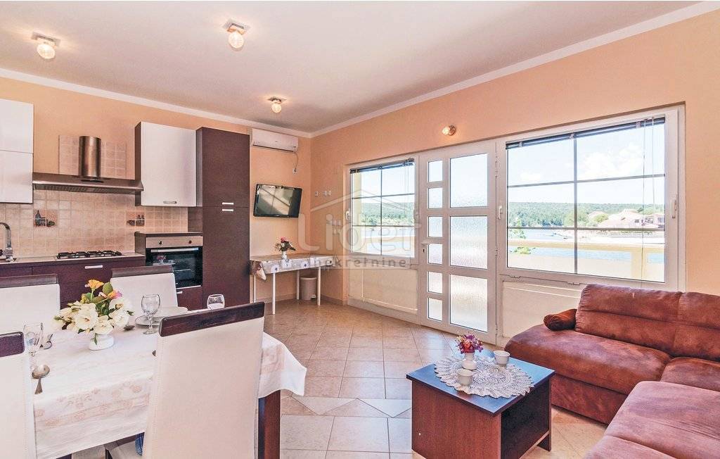 Casa Kruševo, Obrovac, 353m2