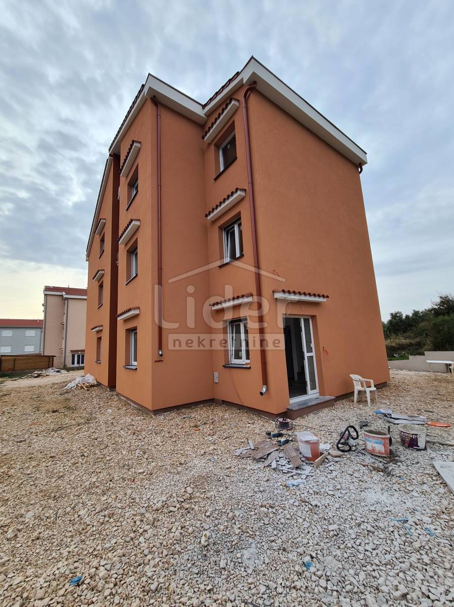 Appartamento per vacanze Banjol, Rab, 58,07m2