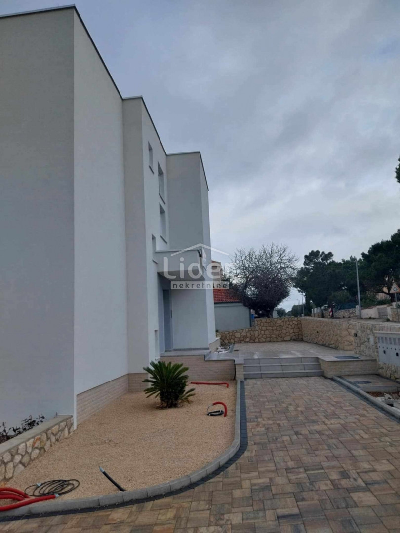 Appartamento per vacanze Novalja, 87,33m2