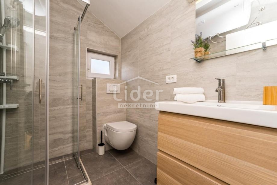 Appartamento per vacanze Novalja, 77m2