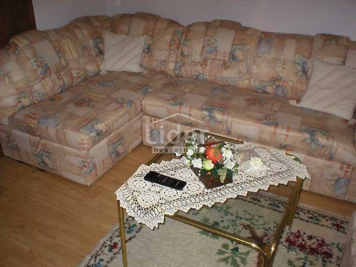 OMIŠALJ Casa in centro con parcheggio privato