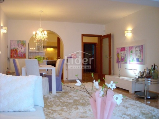 OPATIJA Appartamento duplex con splendida vista mare