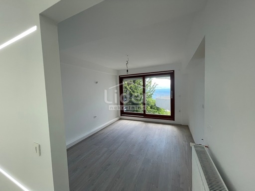 OPATIJA Appartamento duplex con splendida vista mare