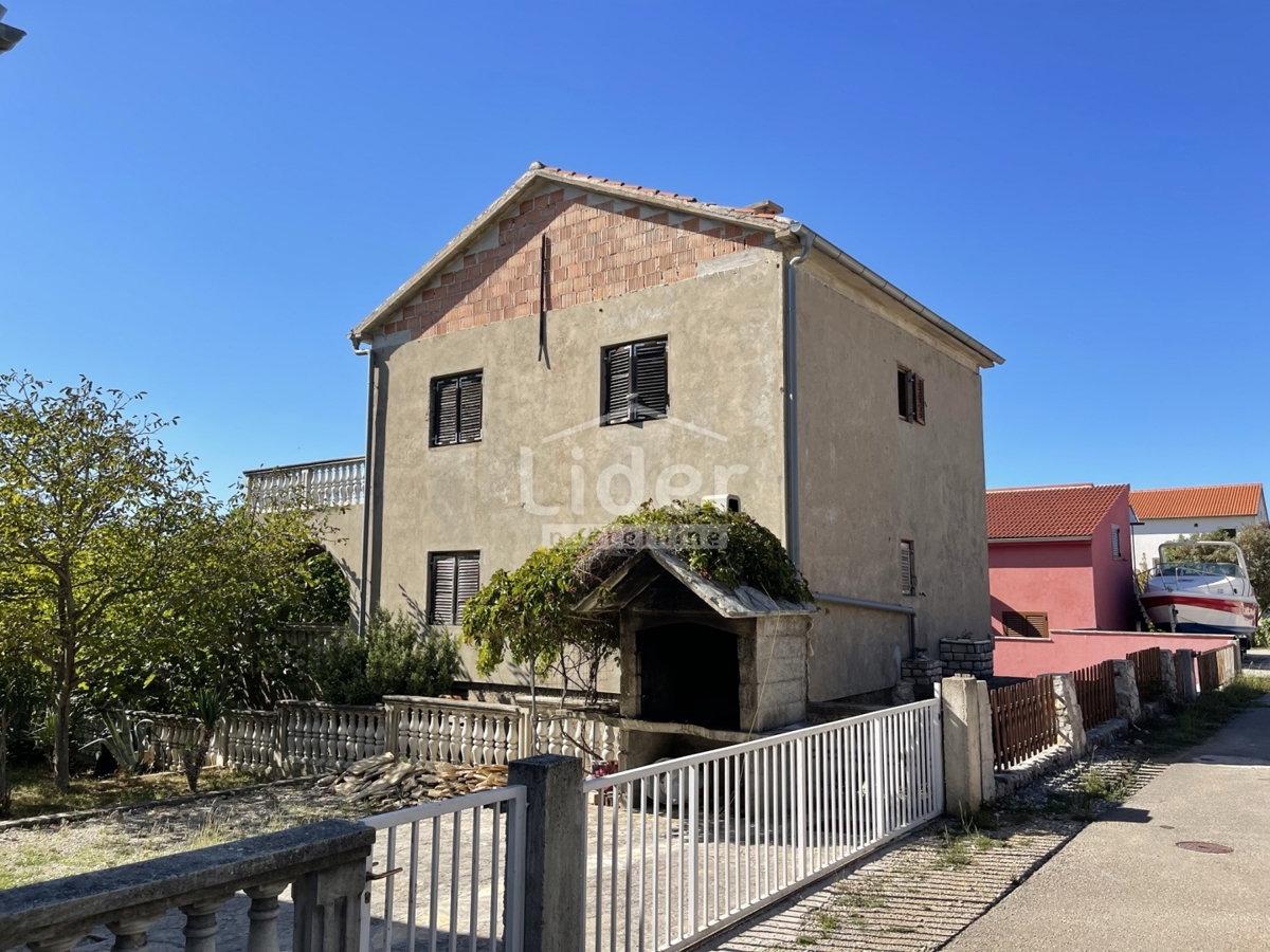 Casa Kruševo, Obrovac, 150m2