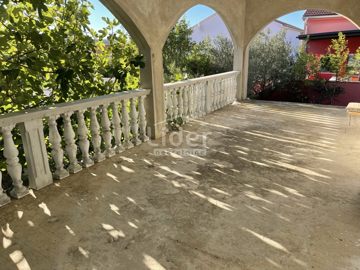 Casa Kruševo, Obrovac, 150m2