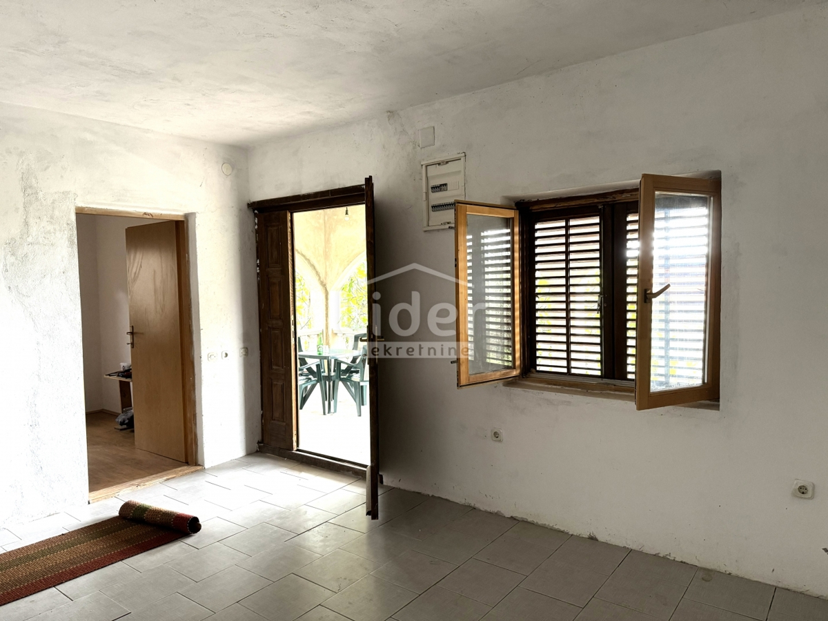 Casa Kruševo, Obrovac, 150m2