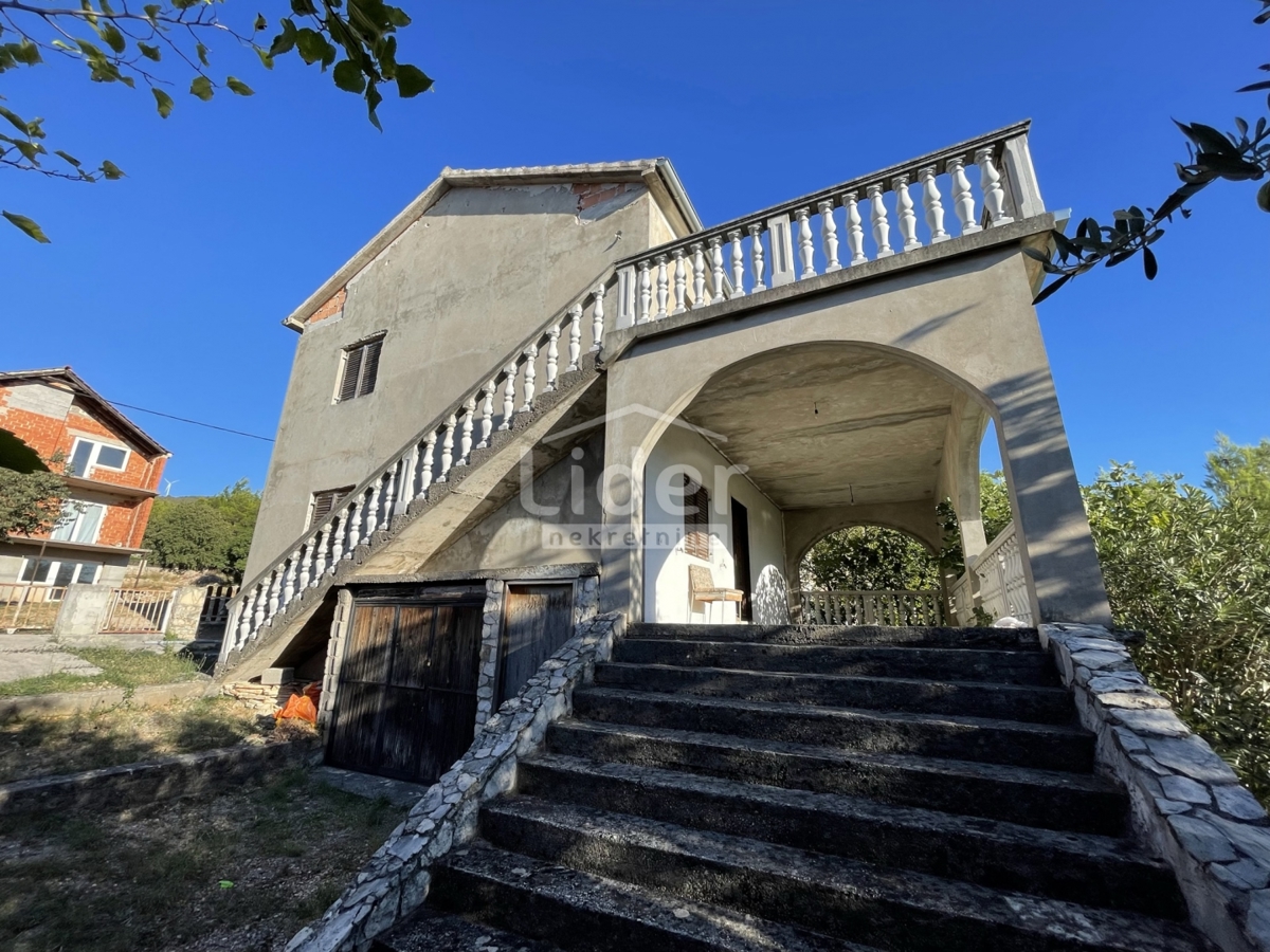 Casa Kruševo, Obrovac, 150m2