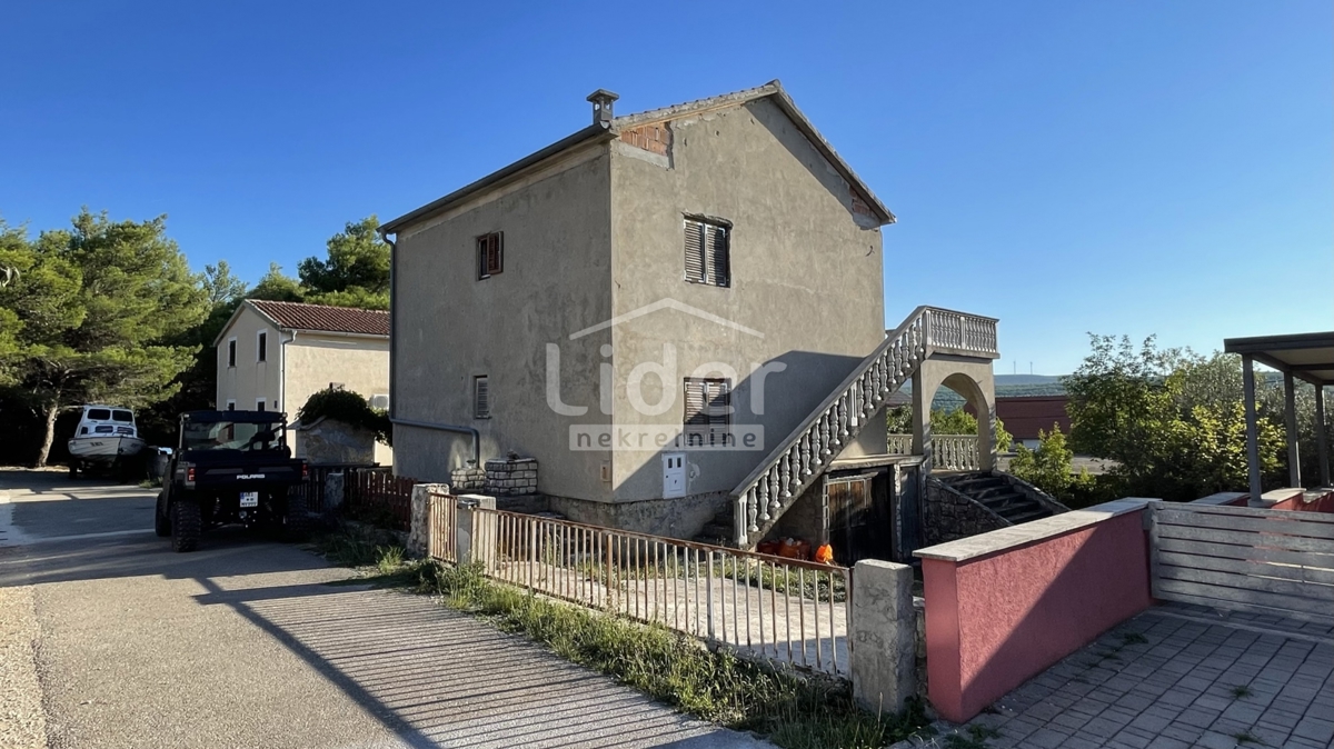 Casa Kruševo, Obrovac, 150m2