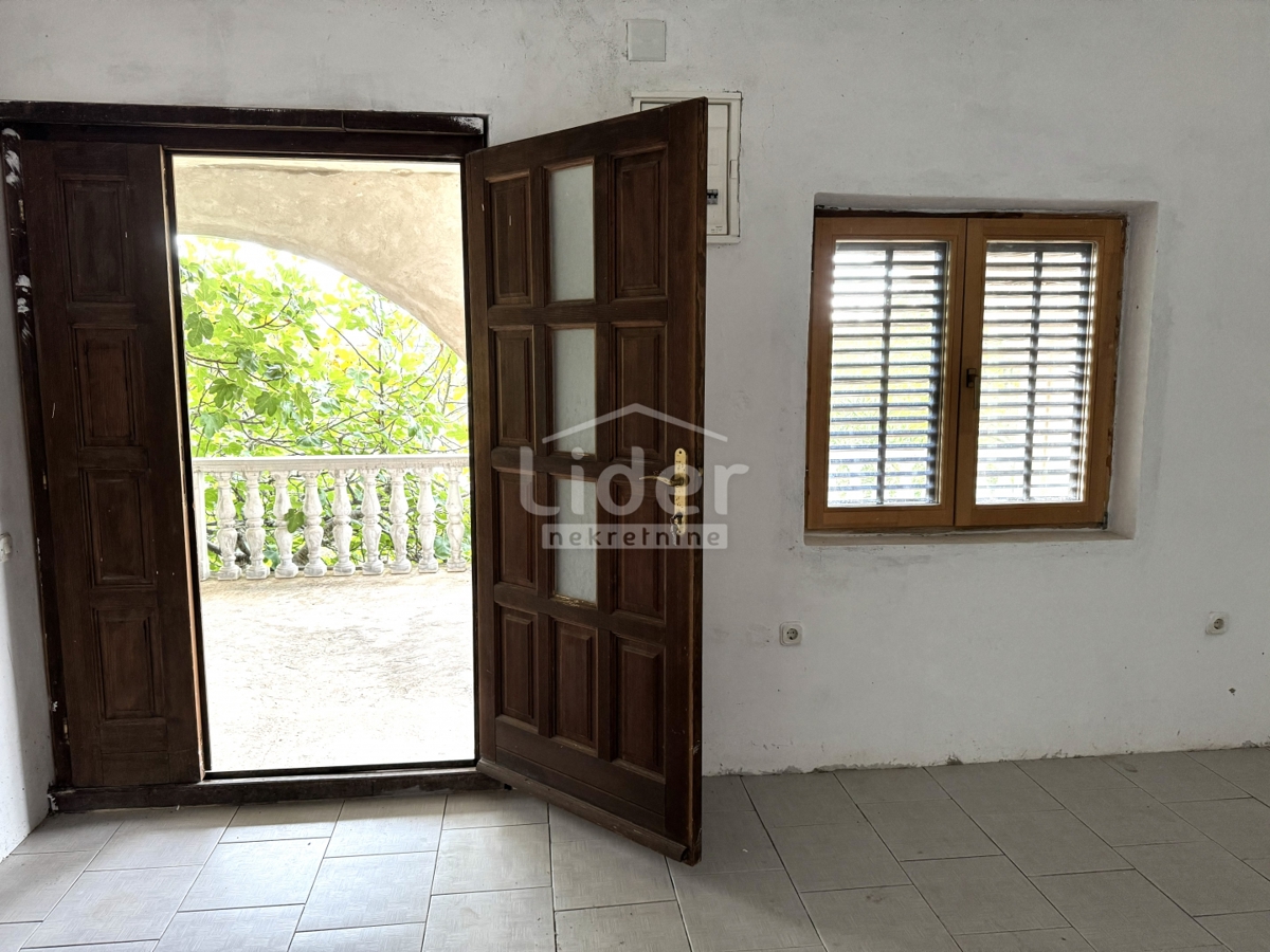 Casa Kruševo, Obrovac, 150m2