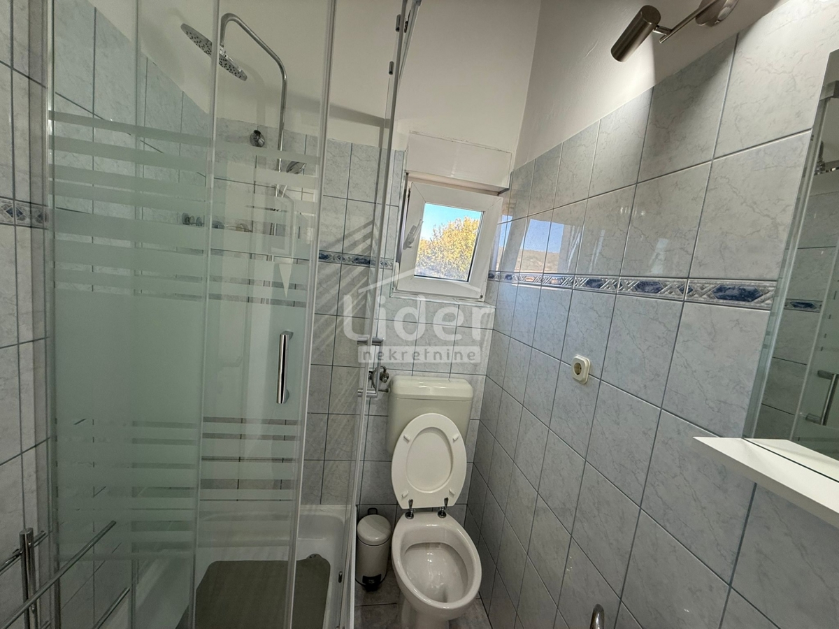 Casa Posedarje, 192m2