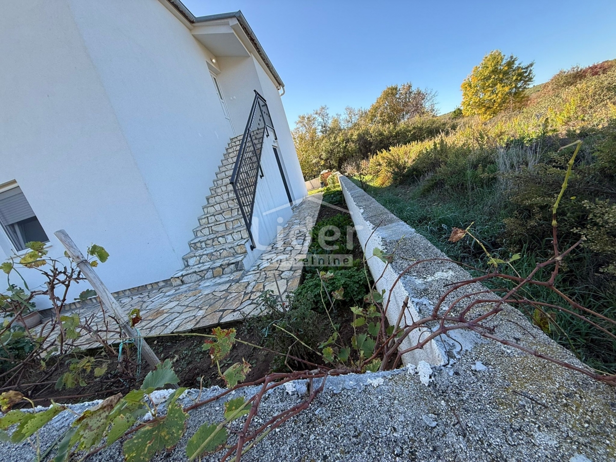 Casa Posedarje, 192m2