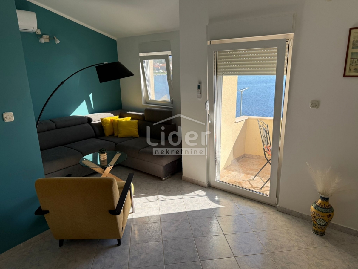 Casa Posedarje, 192m2