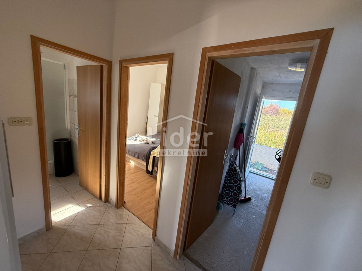 Casa Posedarje, 192m2