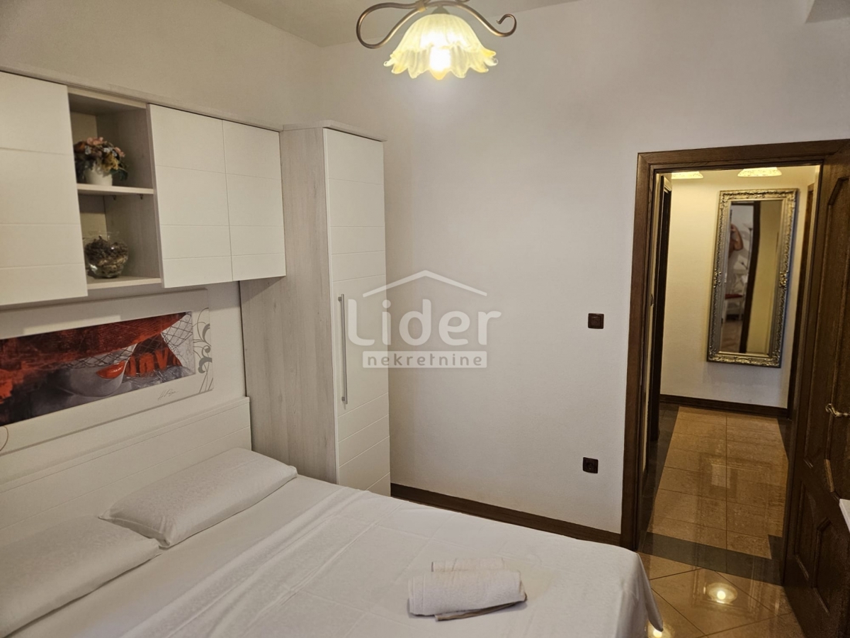 CRIKVENICA - casa con tre appartamenti in un'ottima posizione