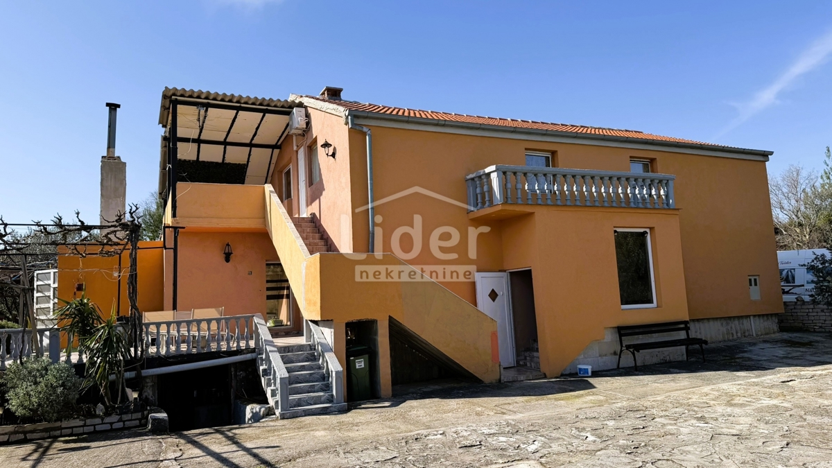 Casa Donji Karin, Benkovac, 340m2