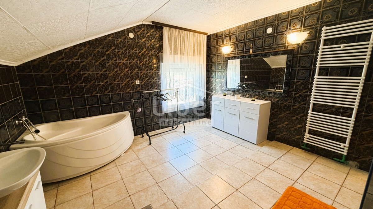 Casa Donji Karin, Benkovac, 340m2