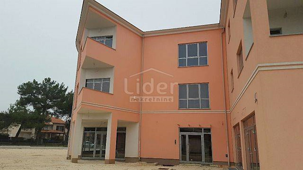 ROVINJ Business space of 1260 m2 on 1650 m2 of land