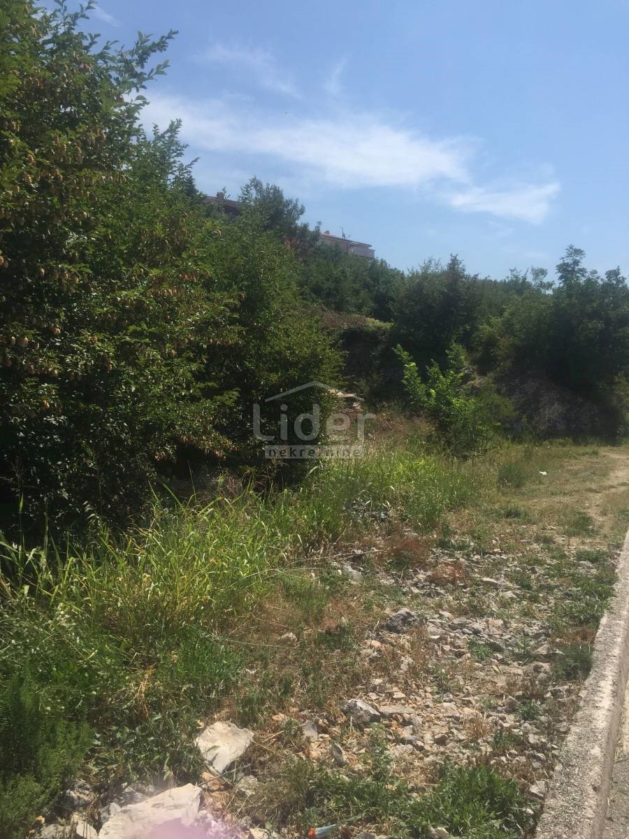 CRIKVENICA Terreno con vista sul mare