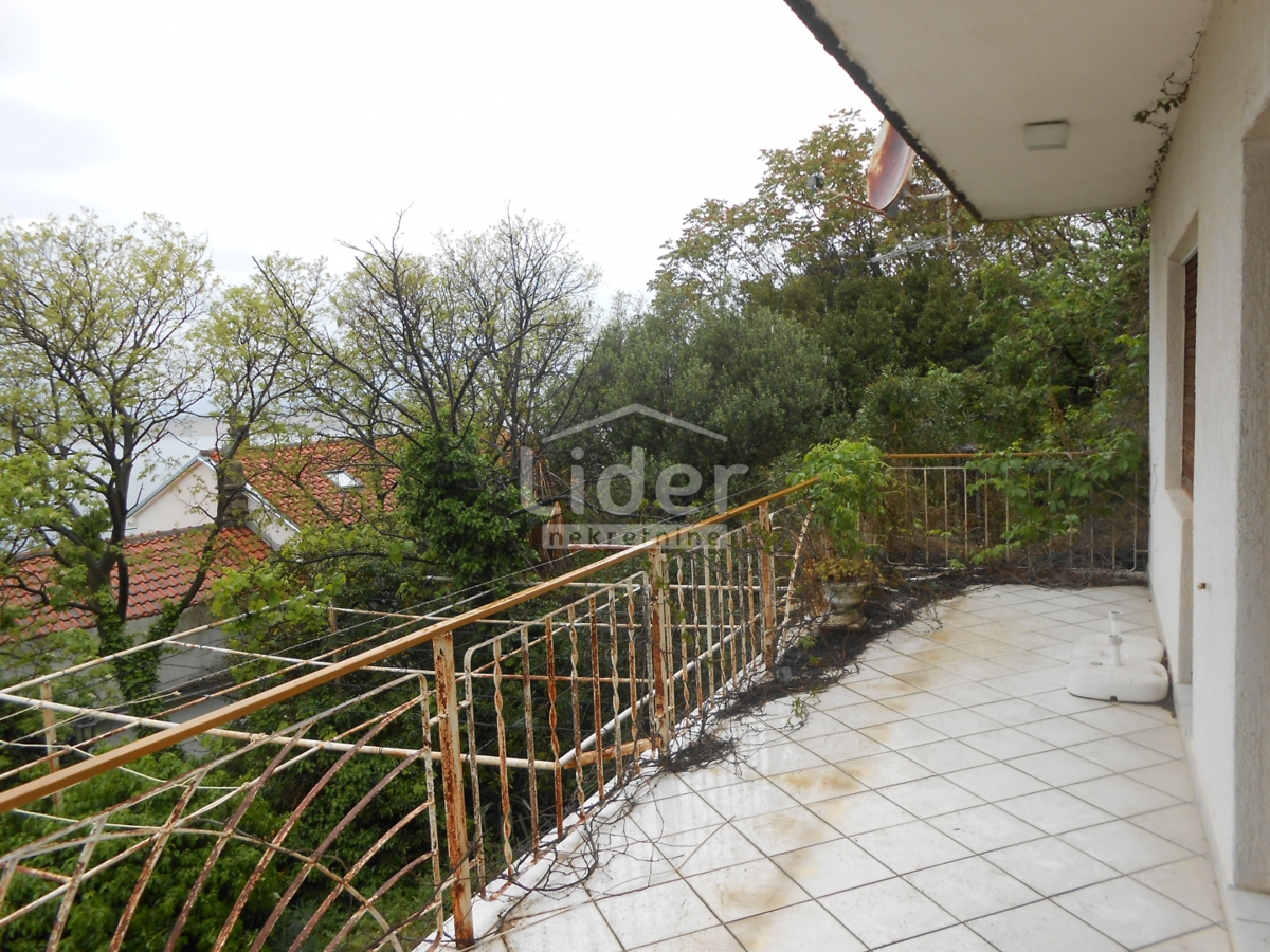 DRAMALJ Casa con 3 appartamenti, bellissima vista mare