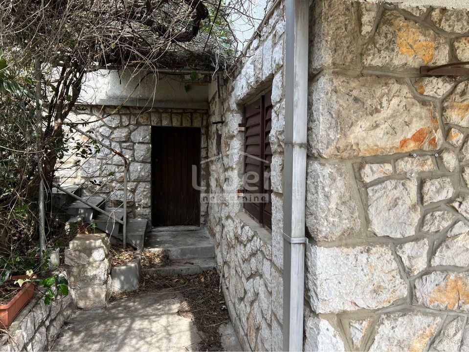 DRAMALJ Casa con 3 appartamenti, bellissima vista mare