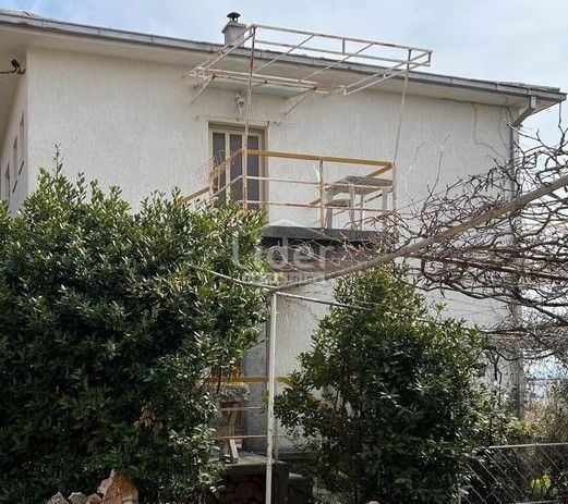 DRAMALJ Casa con 3 appartamenti, bellissima vista mare