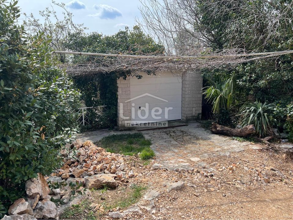 DRAMALJ Casa con 3 appartamenti, bellissima vista mare