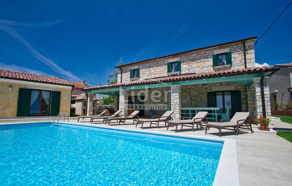 Casa Radetići, Tinjan, 230m2