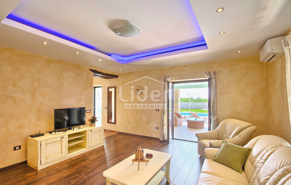 Casa Radetići, Tinjan, 230m2