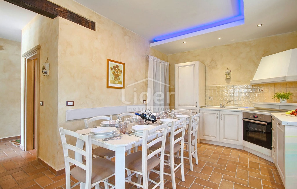 Casa Radetići, Tinjan, 230m2