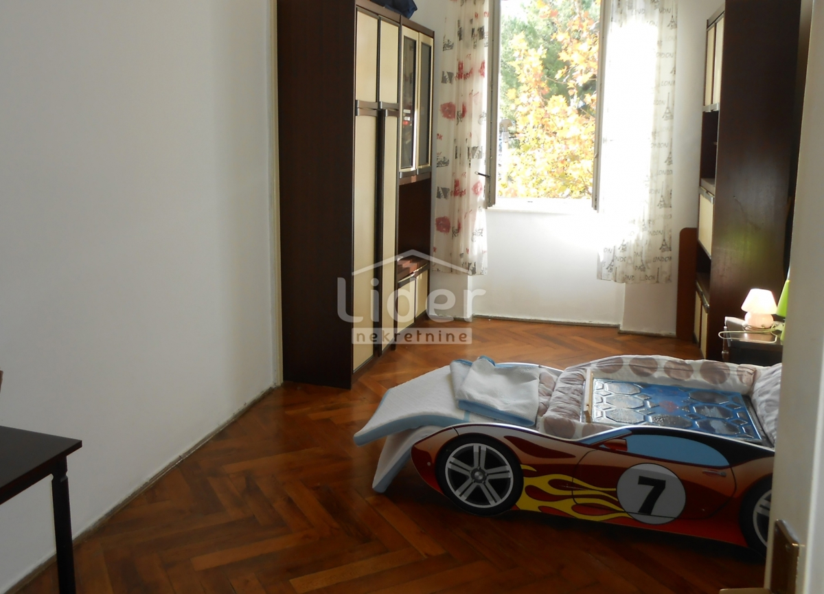 MLAKA Appartamento con due balconi e vista mare