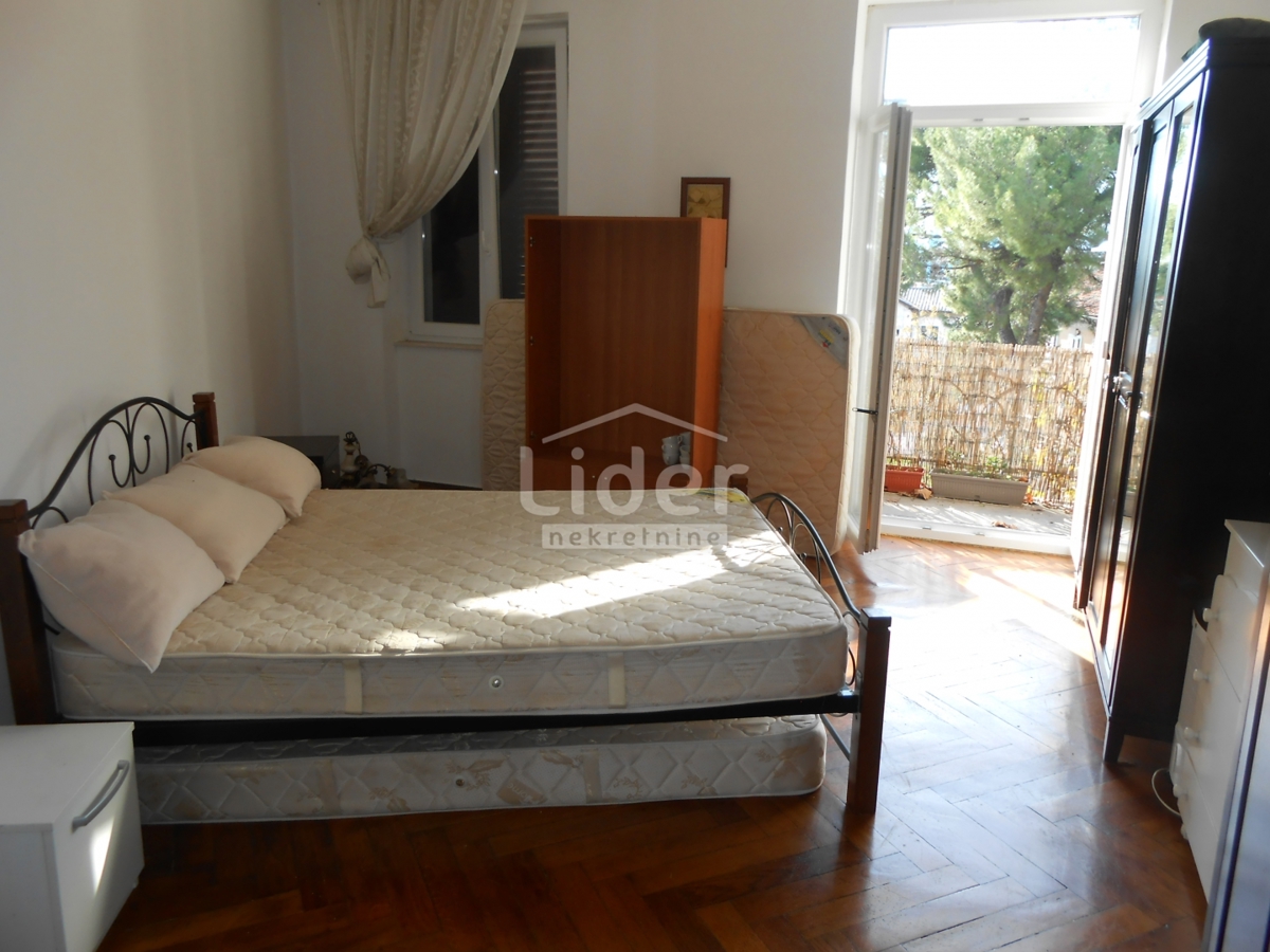 MLAKA Appartamento con due balconi e vista mare