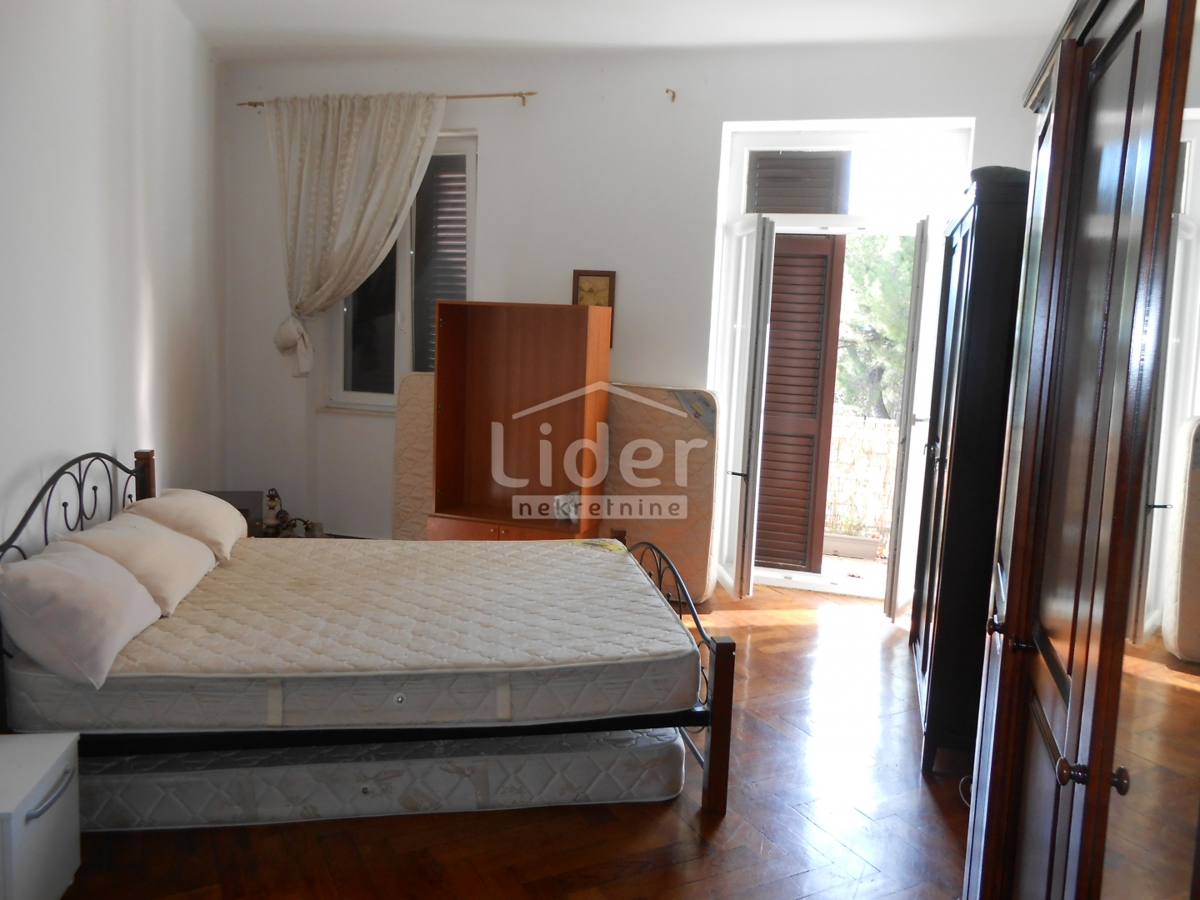 MLAKA Appartamento con due balconi e vista mare