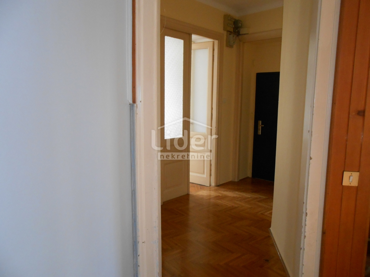 MLAKA Appartamento con due balconi e vista mare