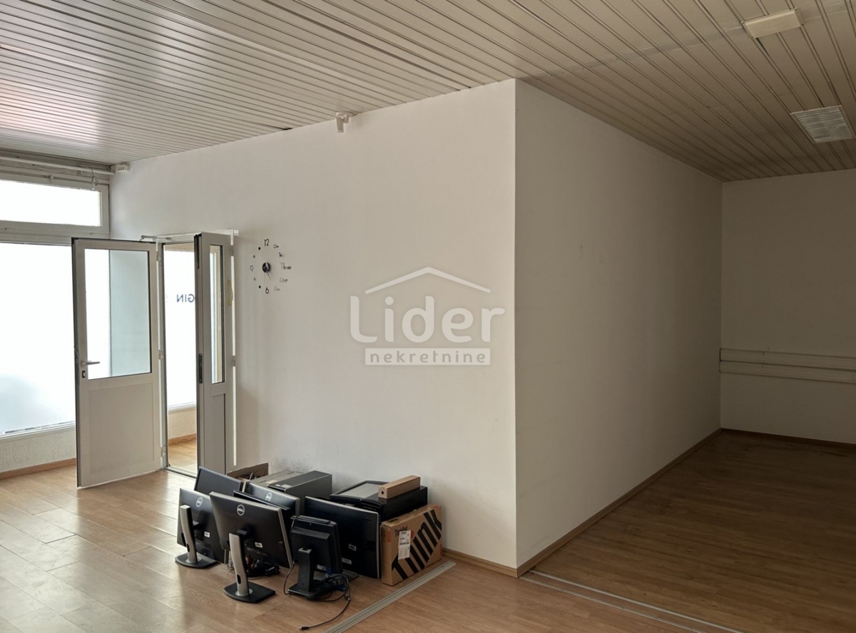 Commerciale Škurinje, Rijeka, 325m2