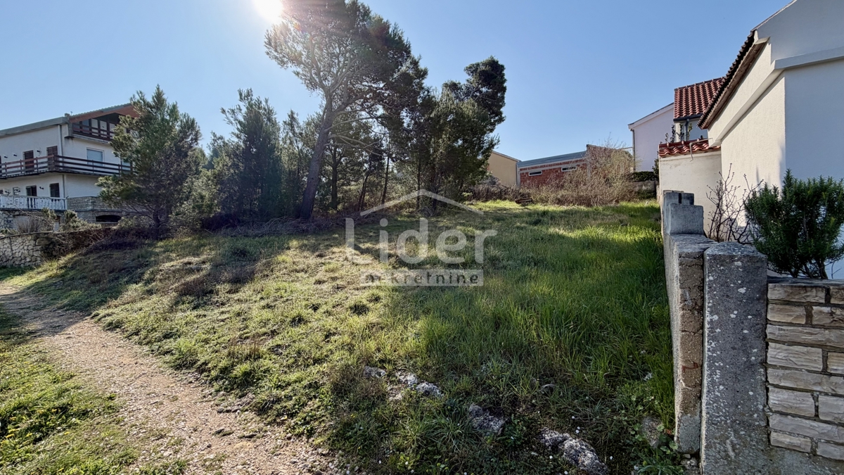 Terreno Novigrad, 528m2