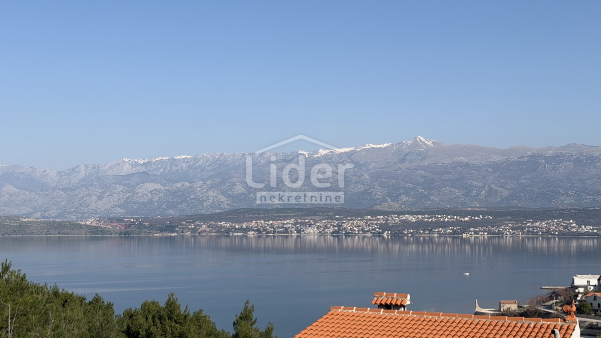 Terreno Novigrad, 528m2