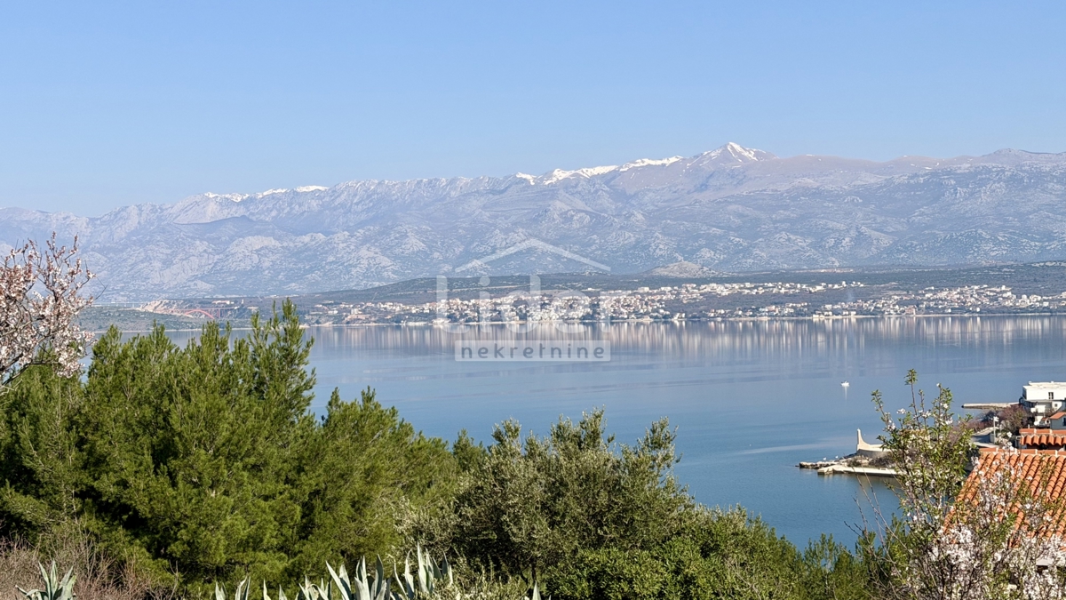 Terreno Novigrad, 528m2