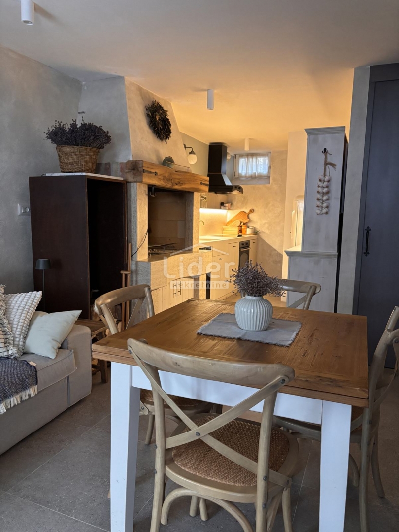 Casa Omišalj, 100m2