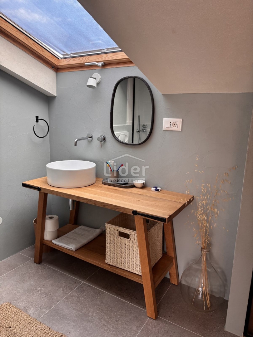 Casa Omišalj, 100m2