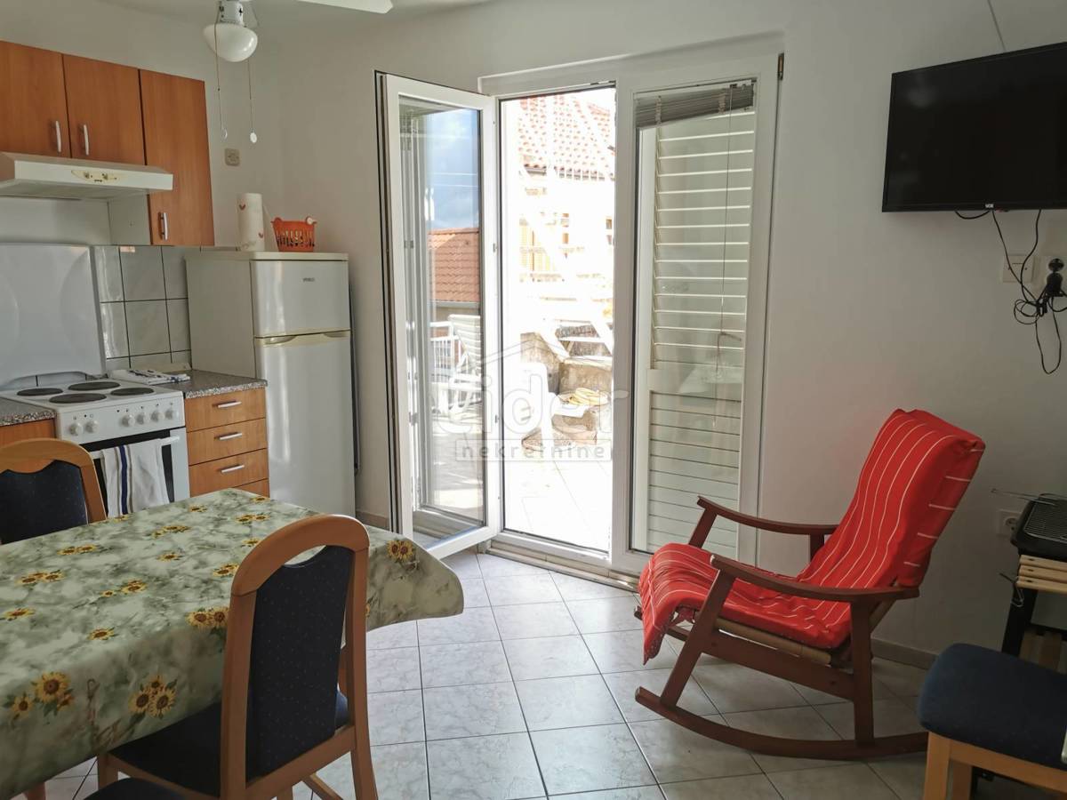 NOVI VINODOLSKI Casa con 2 appartamenti