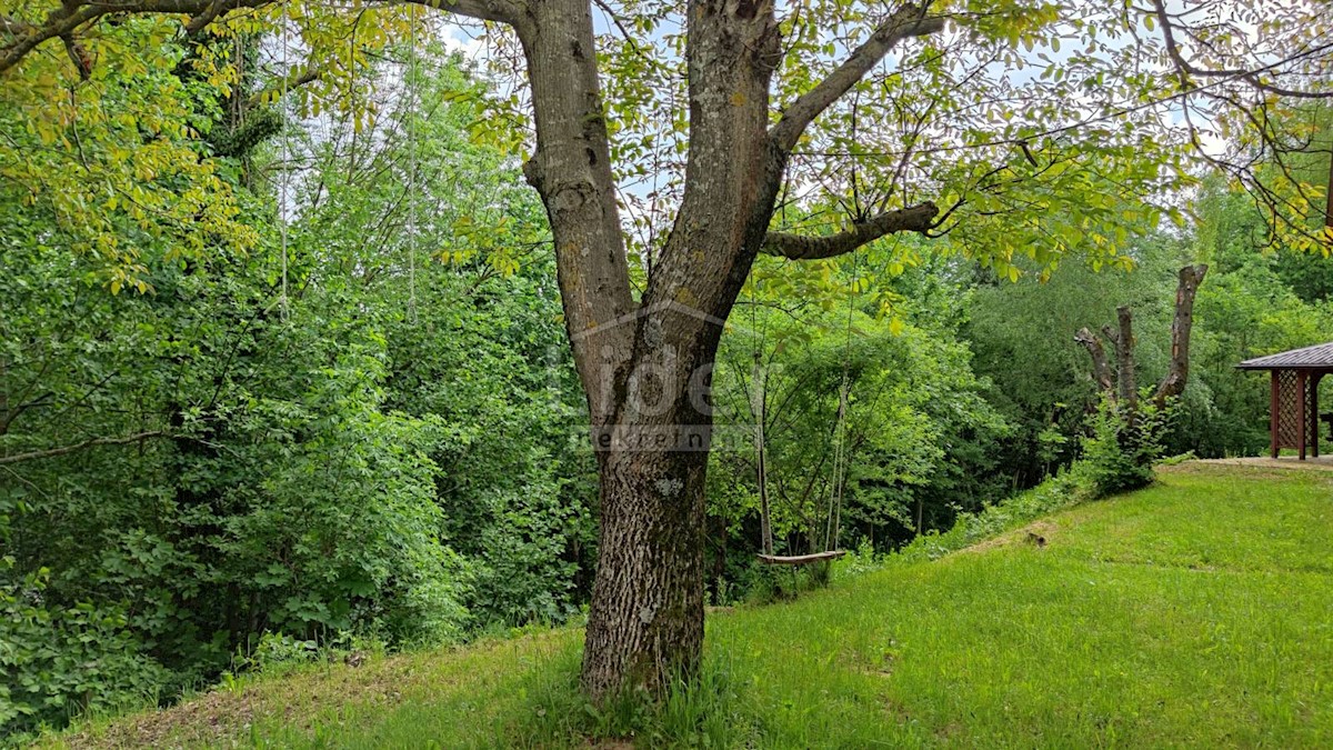 FUŽINE Terreno edificabile di 2252 m2