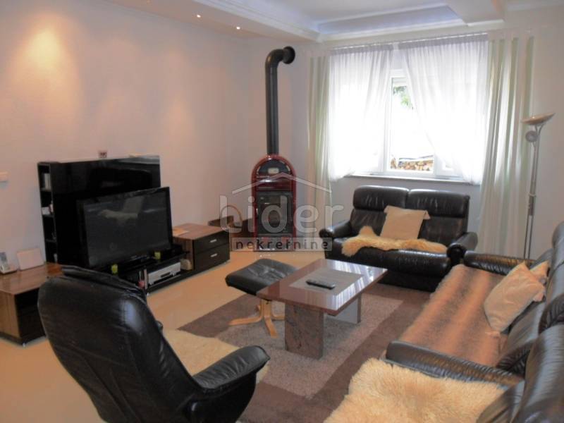 Appartamento Zamet, Rijeka, 90m2