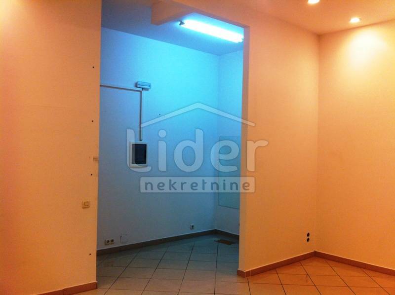 Commerciale Centar, Rijeka, 44m2