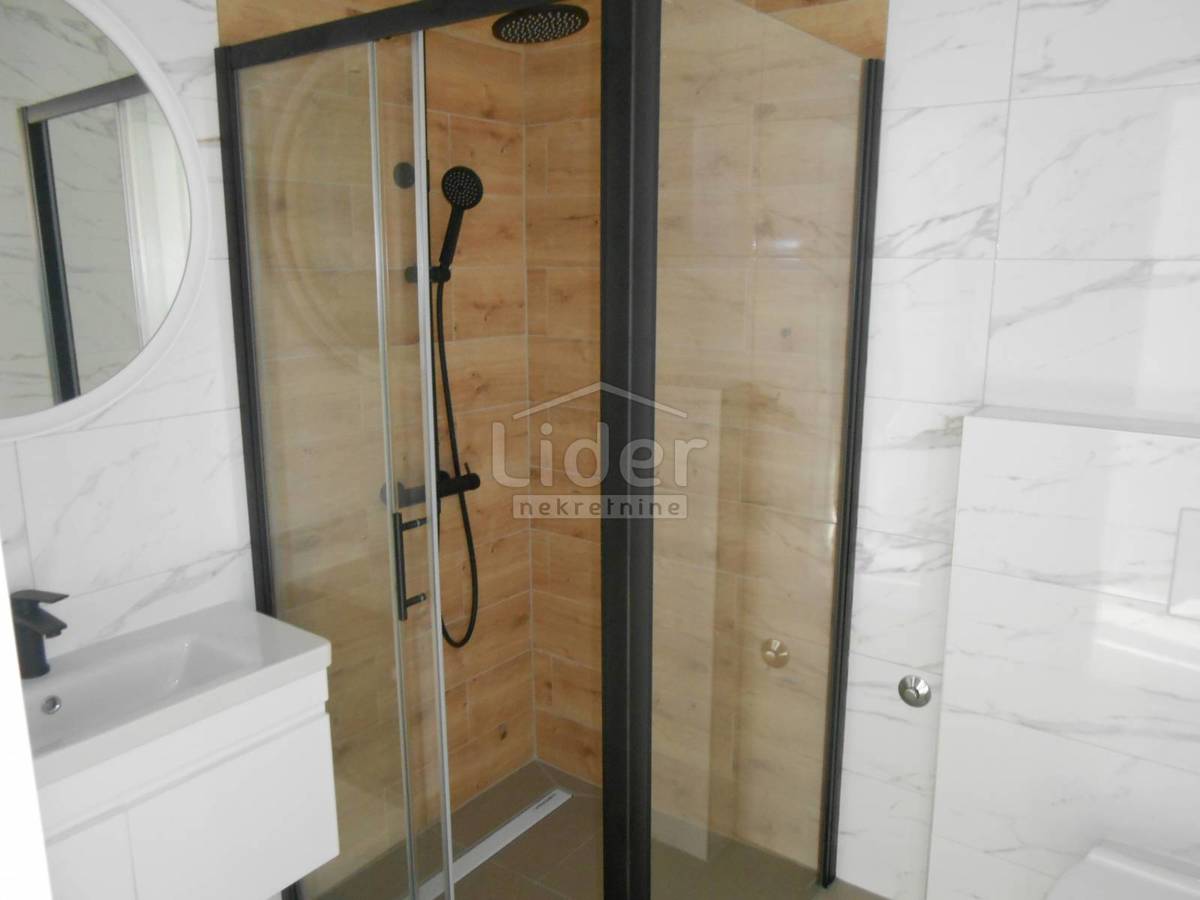 CRIKVENICA Nuovo appartamento 350 m dal mare