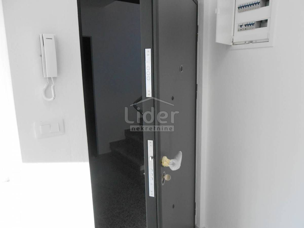 CRIKVENICA Nuovo appartamento 350 m dal mare