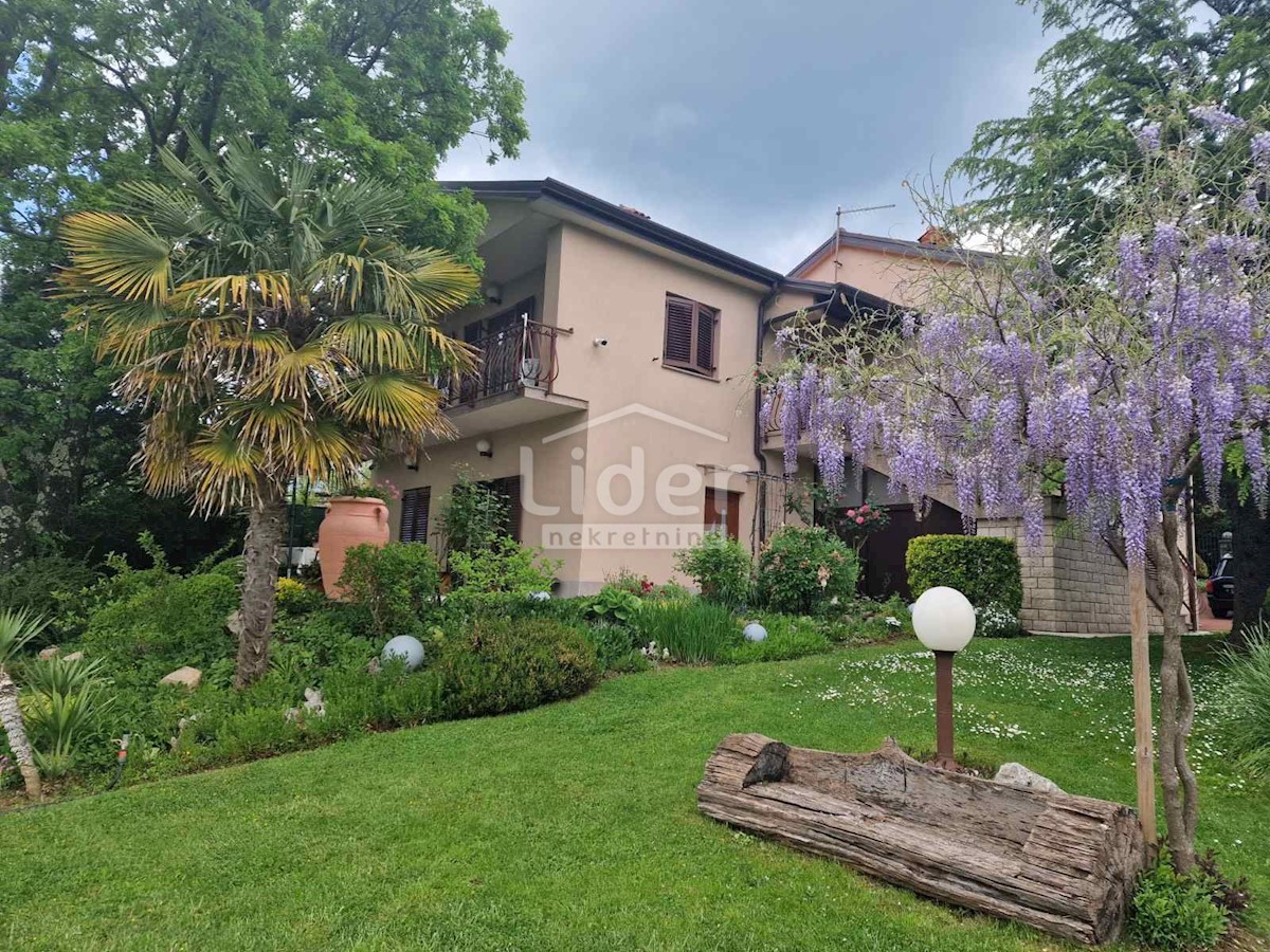 Casa Zarečje, Pazin - Okolica, 196m2