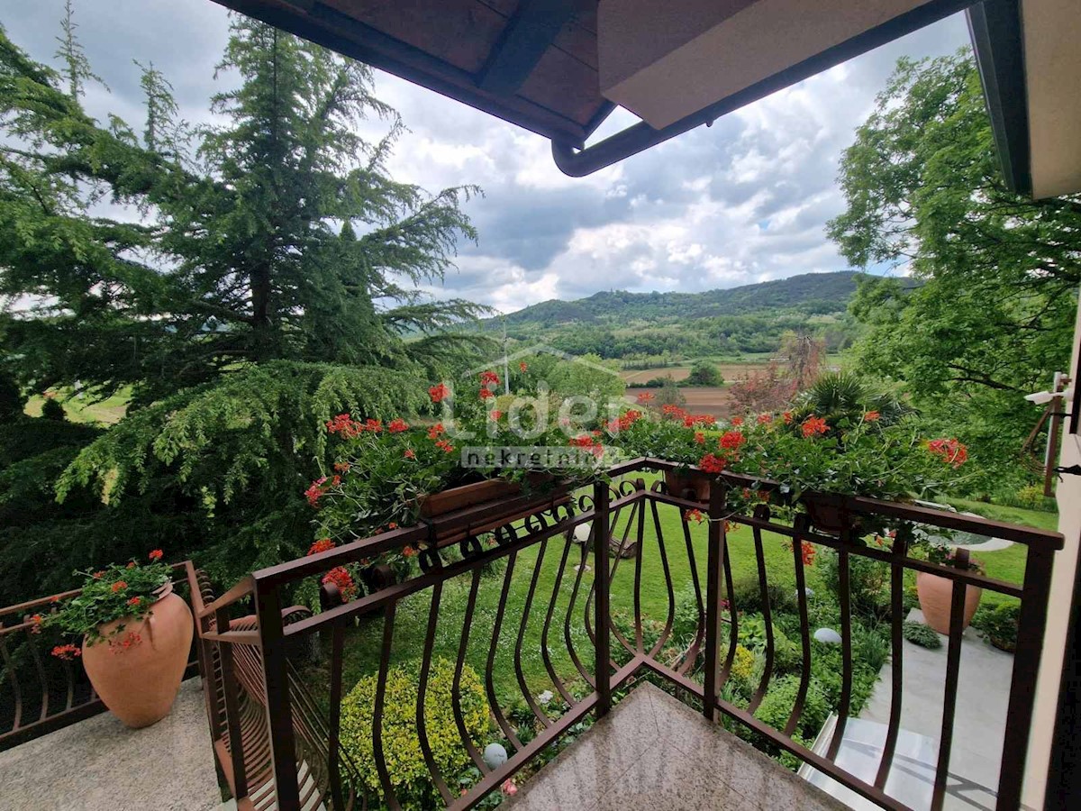 Casa Zarečje, Pazin - Okolica, 196m2