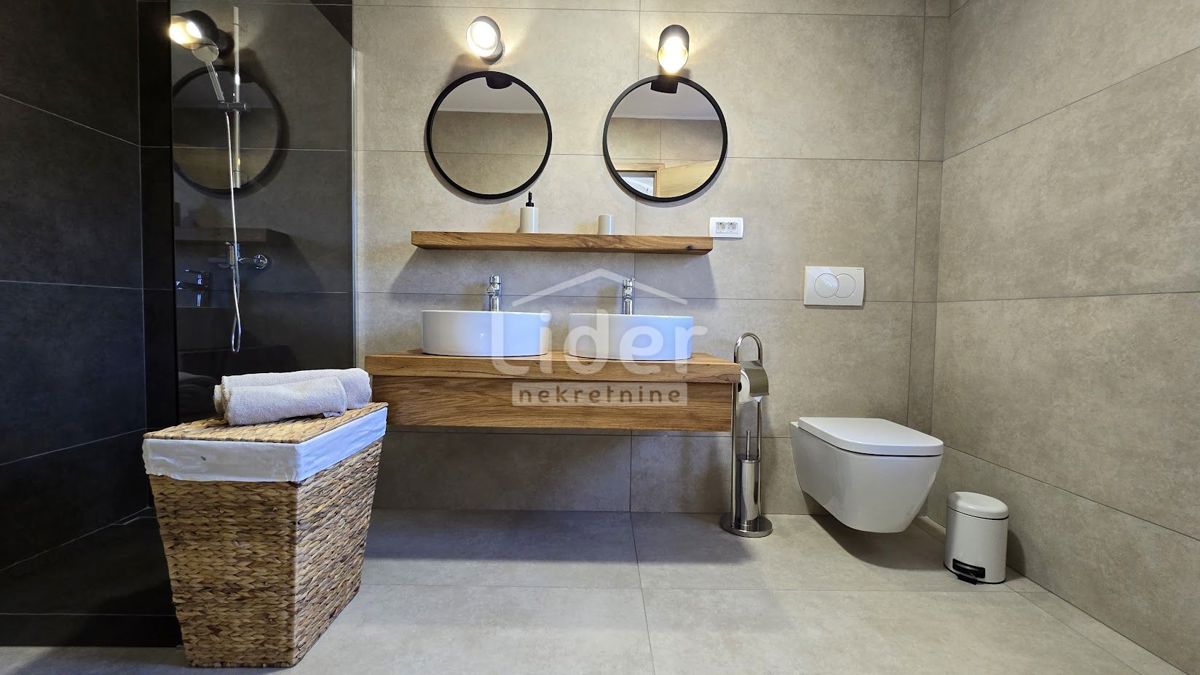 Casa Jadranovo, Crikvenica, 200m2