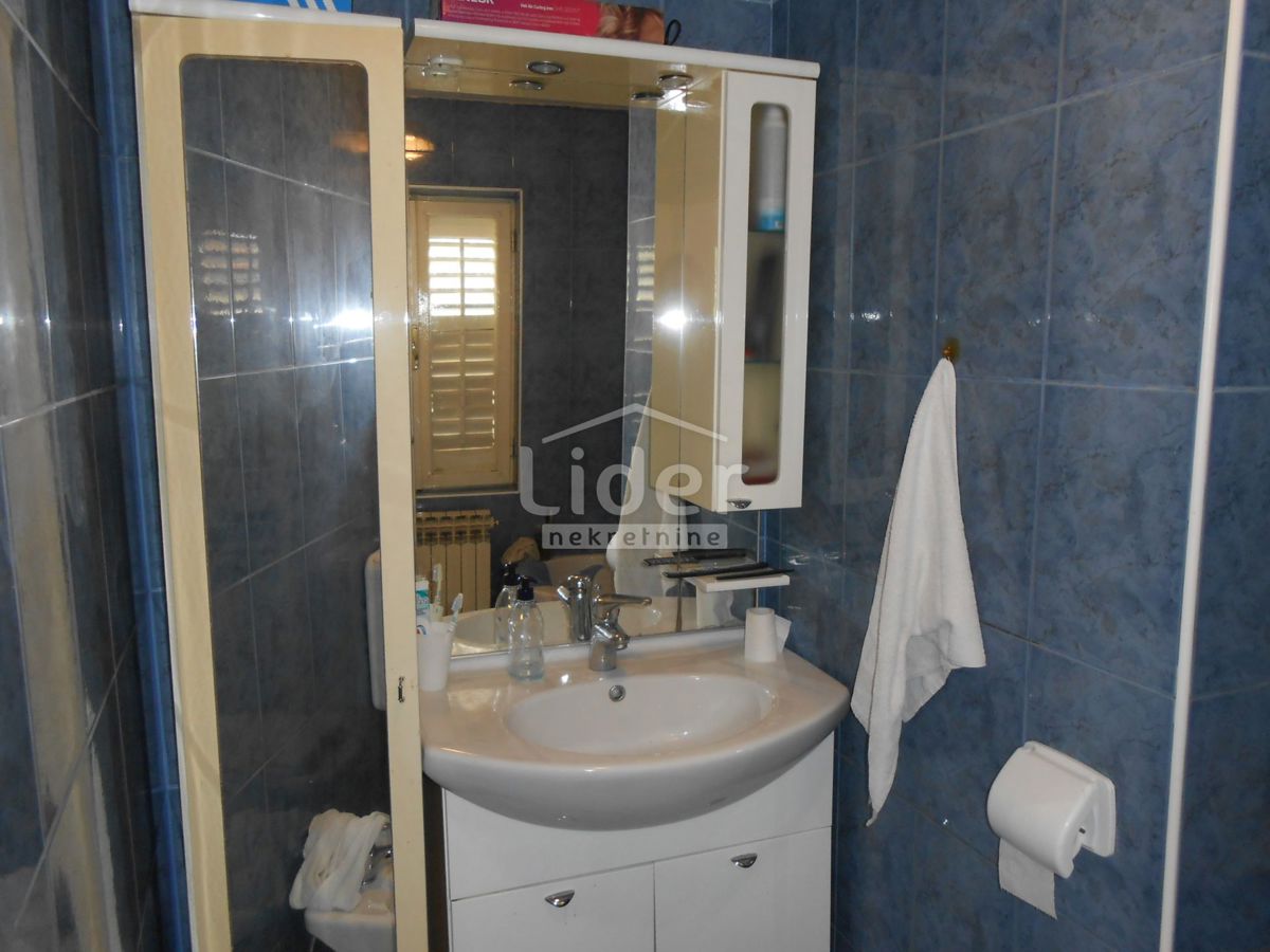 ZVONEĆA Casa con 2 terrazze e vista aperta