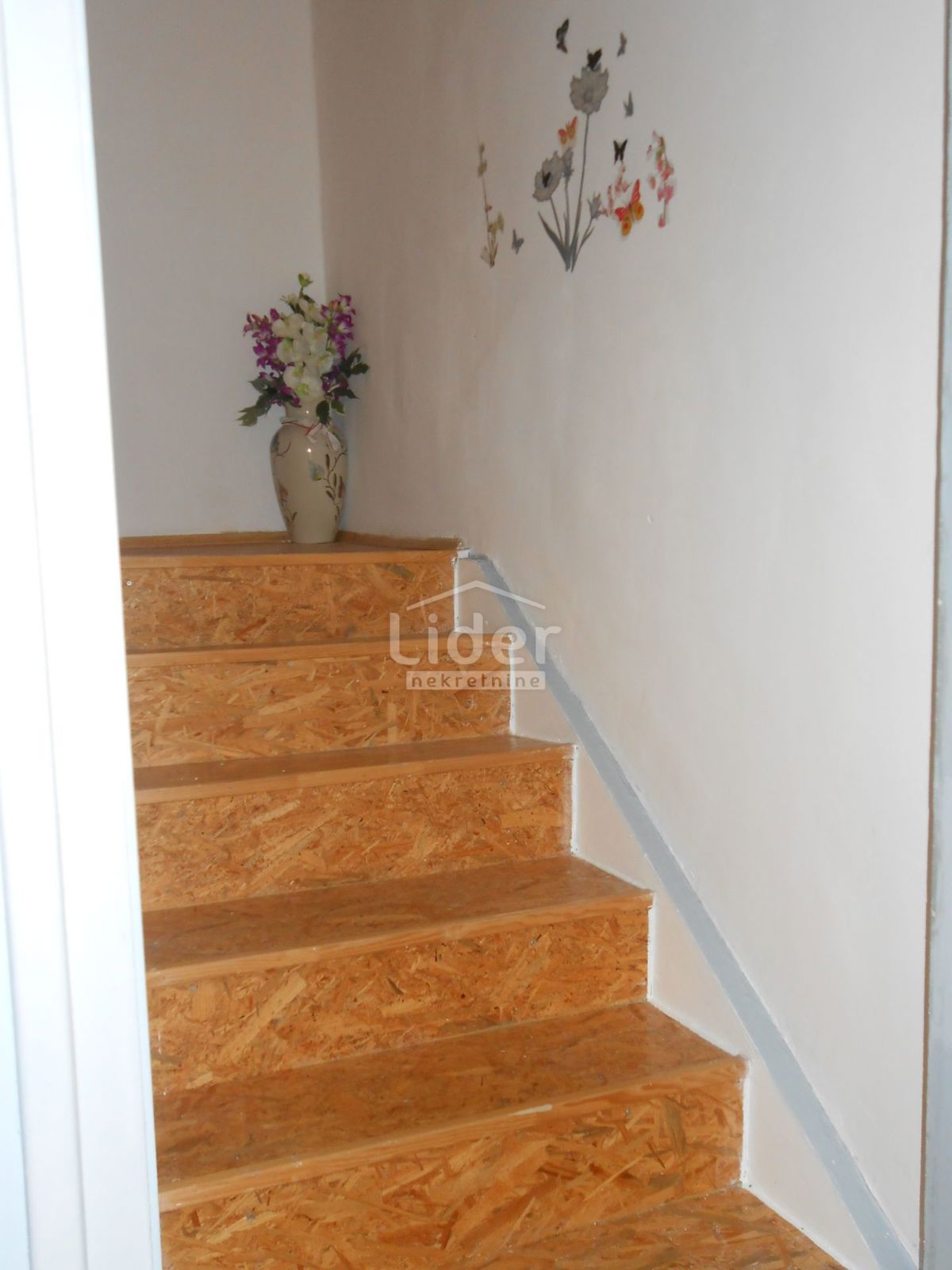 ZVONEĆA Casa con 2 terrazze e vista aperta